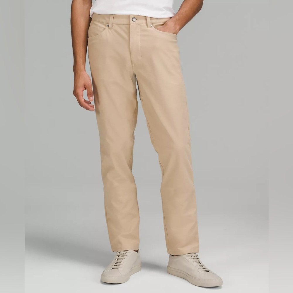lululemon athletica Men’s Beige Straight-Leg Pants